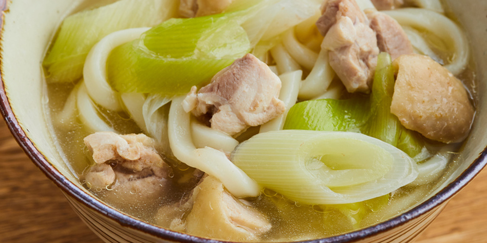 鶏肉と長ねぎの関西風うどん by おいしい健康 - 管理栄養士監修の