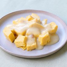 コンビニ食材で ふわふわ卵のカルボナーラソース