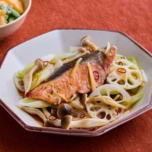 鮭と香味野菜のレンジ蒸し