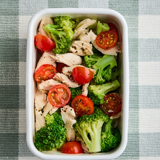 作り置きに 鶏ささ身と野菜のサラダ