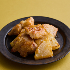 食材２つ 鶏肉と大根のみそ炒め