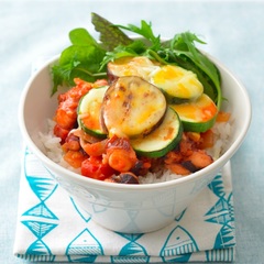 たこのトマト煮 チーズどんぶり