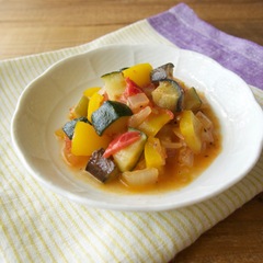 電子レンジで簡単 夏野菜のラタトゥイユ