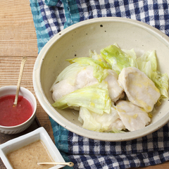 鶏むね肉とキャベツのだし蒸し煮