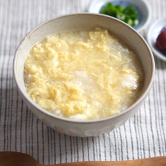 ご飯から炊ける卵粥