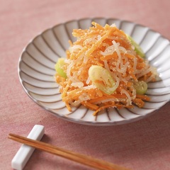 にんじんの子あえ