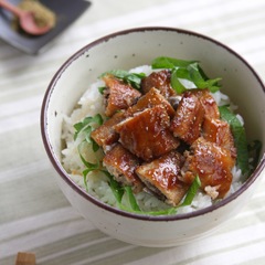 さんまの蒲焼き丼