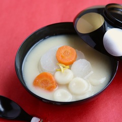 やわらかお雑煮　白みそ仕立て