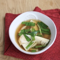 鶏ささ身とにらの中華スープ