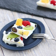 カラフルフルーツでヨーグルトバーク