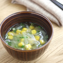 コーン入り中華スープ