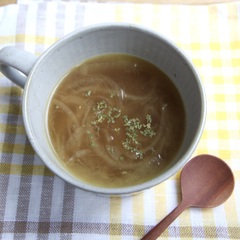 バター香るオニオンスープ