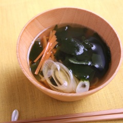 わかめの和風スープ