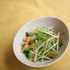 水菜とにんじんの中華あえ