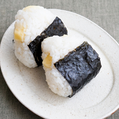 チーズおかかおにぎり