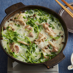 ごまぽんだれでいただく 豆乳鍋