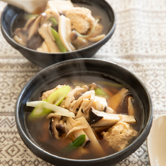 鶏団子ときのこ汁