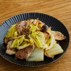 白菜と豚肉の味噌マヨ炒め