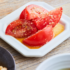 トマトのごまあえ