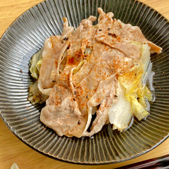 白菜と豚肉のフライパン蒸し