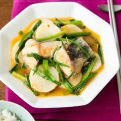 輪切り長いもとたらの辛味煮