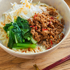 ごま香る豆乳坦々麺