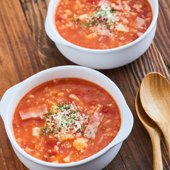 カリフラワーとオートミールのトマトスープ