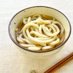 だしが香る かけうどん