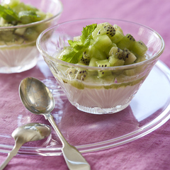 豆腐クリームとキウイのデザート