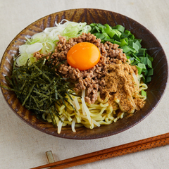 もやしで量増し 台湾まぜそば