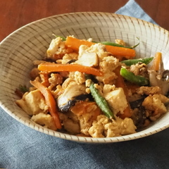 具沢山炒り豆腐