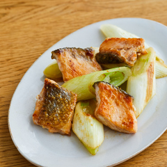 鮭のねぎみそバター焼き