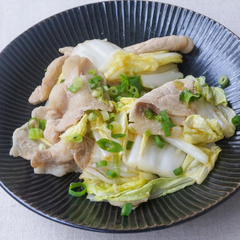 シャキッと白菜と豚肉のバターしょうゆ炒め