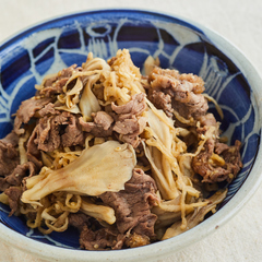 牛肉とまいたけ、切り干し大根のしぐれ煮