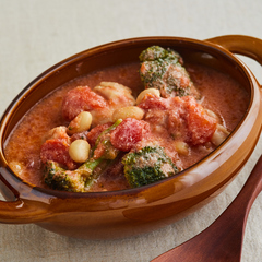 電子レンジで 鶏肉のトマトヨーグルト煮込み