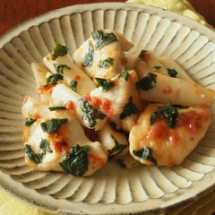 鶏肉と長いもの梅しそ炒め