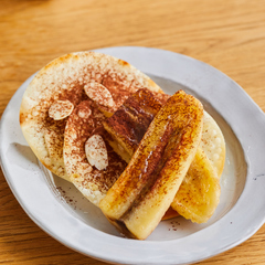 焼きバナナとぎょうざの皮のガレット風