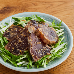 かつおのたたき ごまみそだれ絡め