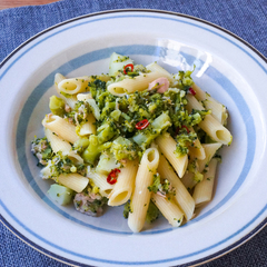 ツナとくたくたブロッコリーのペンネ