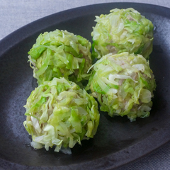家に残ったキャベツでシュウマイ