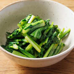 常備菜に かぶの葉炒め