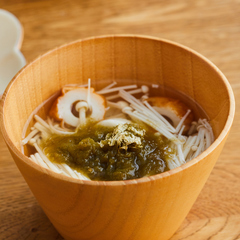 ちくわとえのきのとろろ昆布汁