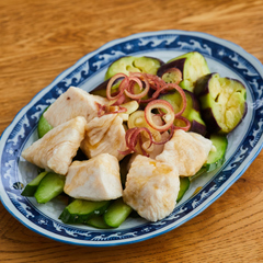 鶏肉となすのさっぱり中華だれ