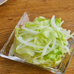 レタスと玉ねぎのレモンマヨサラダ