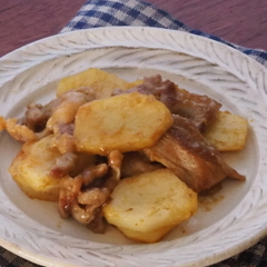 豚肉とじゃがいもの和風カレー炒め