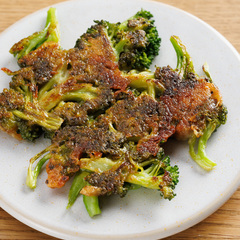 ブロッコリーのカリカリチーズガレッド