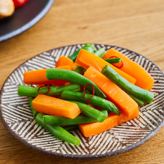 電子レンジで にんじんとさやいんげんのピリ辛蒸し