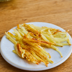 香ばしく焼いた じゃがいものガレット風