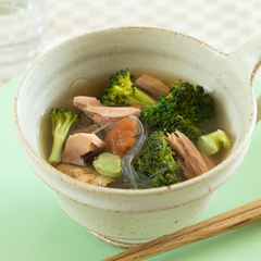 なまり節とブロッコリーの春雨スープ