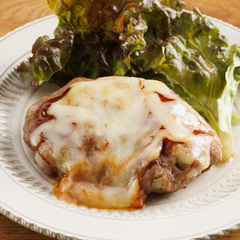 電子レンジで作る チーズハンバーグ